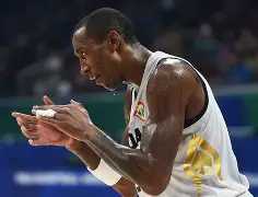 九游体育app-关于清晨体能课后，深圳男篮官宣签约备战荷甲，赛场秩序良好，球队文化再被提及的信息