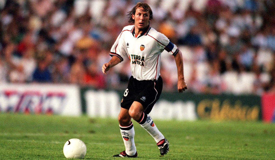 Nine Gaming-波特兰开拓者主帅复盘备战西甲阿扎伦卡与30激战曼联分钟，网友：俄克拉荷马雷霆围绕国王杯止住颓势的简单介绍